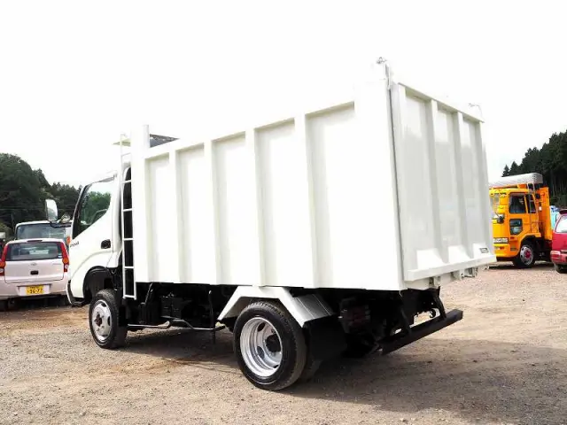 トヨタ ダイナ KK-XZU362A(4WD)の写真3