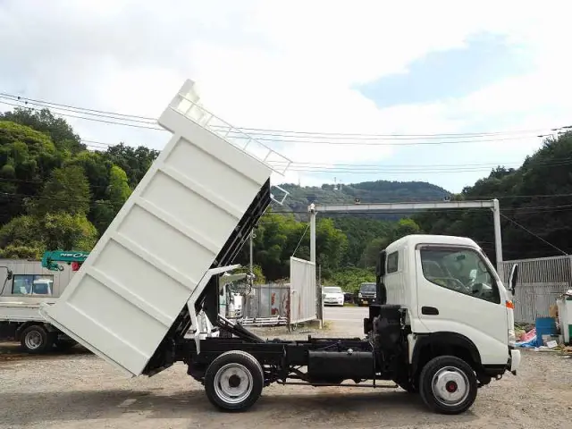 トヨタ ダイナ KK-XZU362A(4WD)の写真12