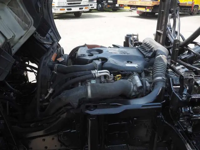 いすゞ エルフ BDG-NKR85N(2WD)の写真40