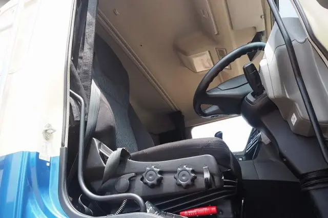 三菱 スーパーグレート 2PG-FS74HZ(8x4)の写真44