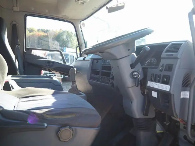 三菱 ファイター SKG-FK71F(2WD)の写真43