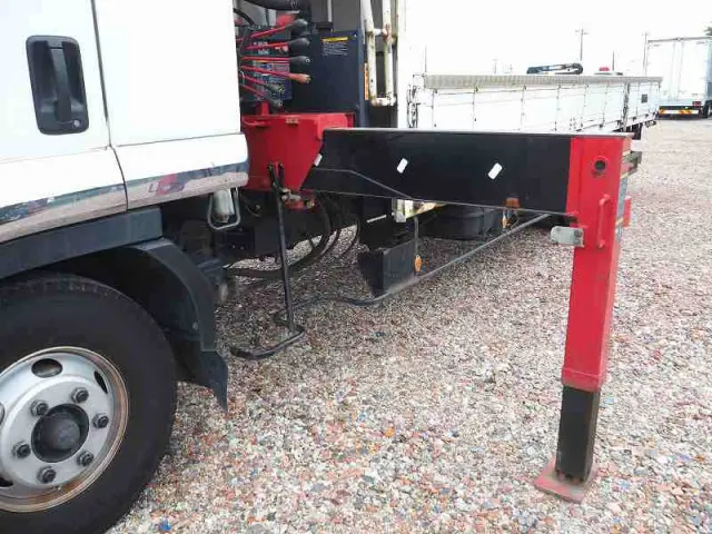 いすゞ フォワード PKG-FRR90S2(2WD)の写真15