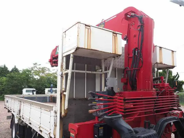 いすゞ フォワード PKG-FRR90S2(2WD)の写真26