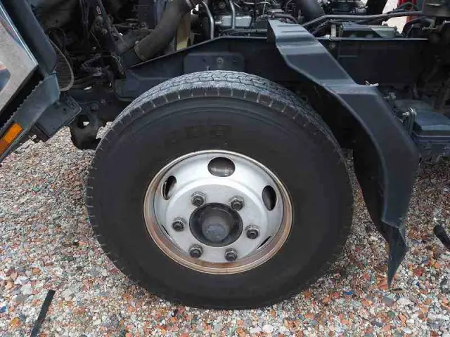 いすゞ フォワード PKG-FRR90S2(2WD)の写真38