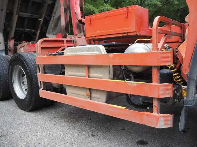 いすゞ ギガ QKG-CXZ77AT(6x4)の写真15