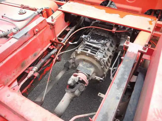 いすゞ ギガ QKG-CXZ77AT(6x4)の写真19