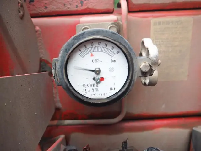 いすゞ ギガ QKG-CXZ77AT(6x4)の写真38