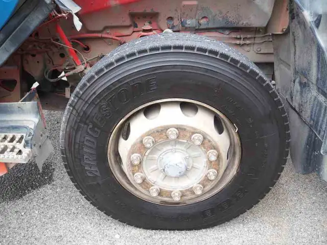 いすゞ ギガ QKG-CXZ77AT(6x4)の写真39