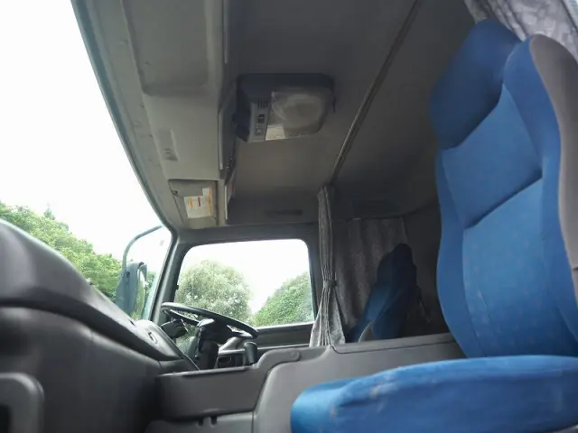 いすゞ ギガ QKG-CXZ77AT(6x4)の写真45