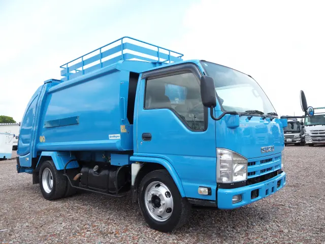 いすゞ エルフ TKG-NKR85N(2WD)の写真7