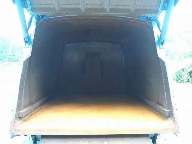 いすゞ エルフ TKG-NKR85N(2WD)の写真12