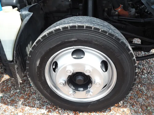 いすゞ エルフ TKG-NKR85N(2WD)の写真22