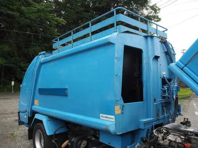 いすゞ エルフ TKG-NKR85N(2WD)の写真23