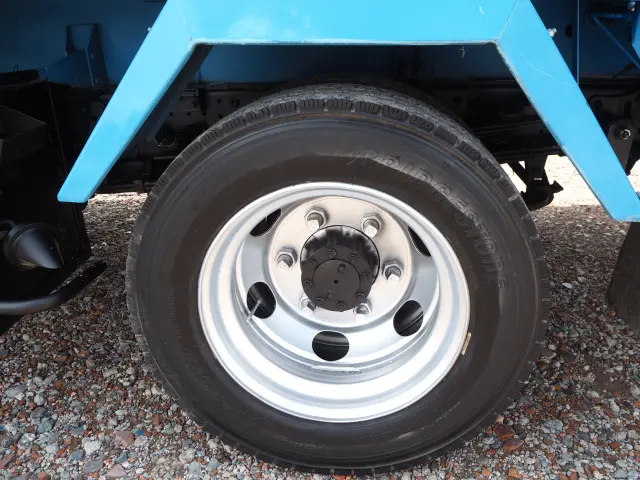 いすゞ エルフ TKG-NKR85N(2WD)の写真36