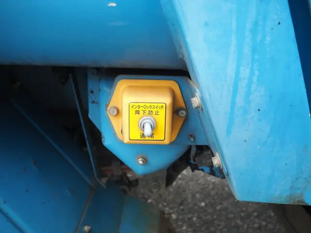 いすゞ エルフ TKG-NKR85N(2WD)の写真37