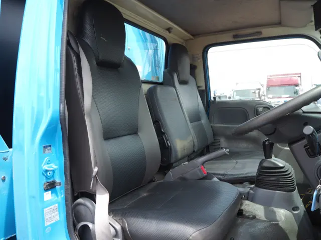 いすゞ エルフ TKG-NKR85N(2WD)の写真45