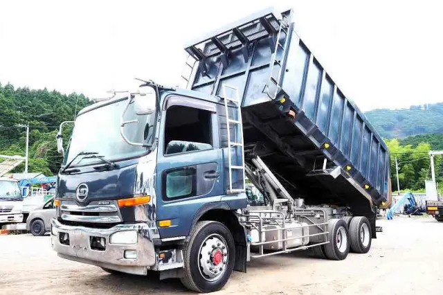 ＵＤ コンドル LDG-PW39L(6x4)の写真1