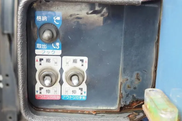 三菱 スーパーグレート QKG-FV50VZ(6x4)の写真19