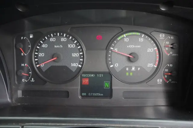 三菱 スーパーグレート QKG-FV50VZ(6x4)の写真49