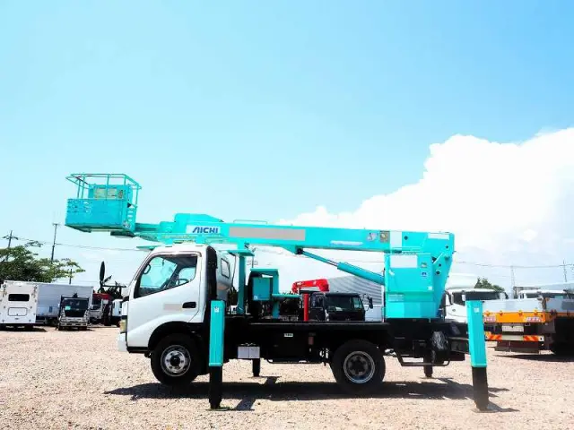 日野 デュトロ PB-XZU404M(2WD)の写真2