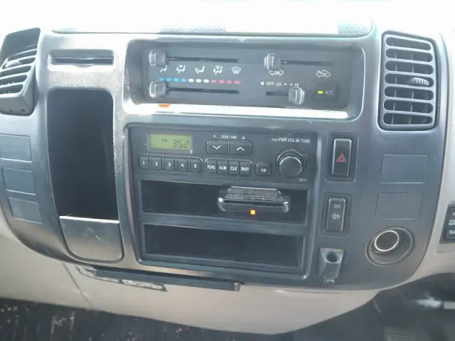 日野 デュトロ PB-XZU404M(2WD)の写真49