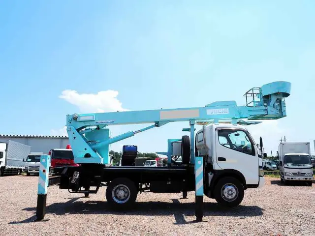 日野 デュトロ PB-XZU404M(2WD)の写真6