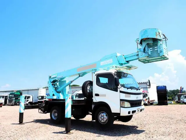 日野 デュトロ PB-XZU404M(2WD)の写真7
