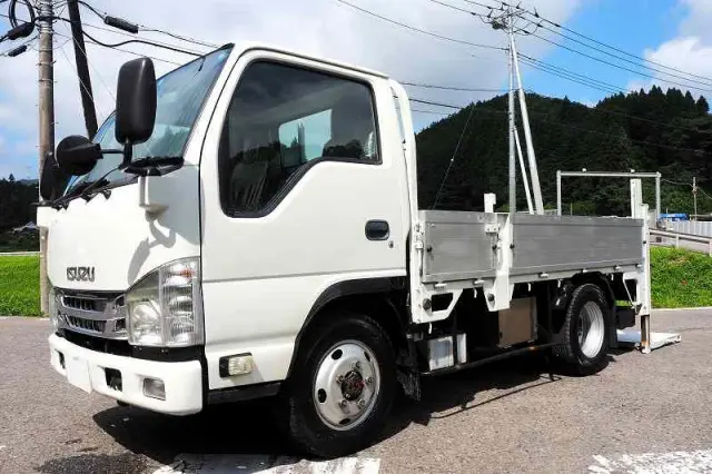 いすゞ エルフ TPG-NKS85AN(4WD)の写真1