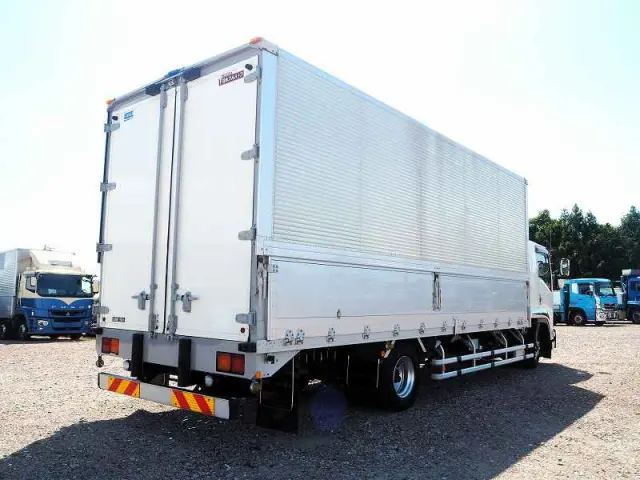 いすゞ フォワード TKG-FRR90T2(2WD)の写真5