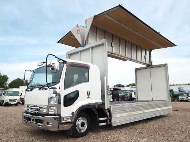 いすゞ フォワード TKG-FRR90T2(2WD)の写真9