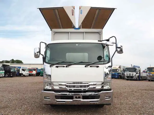 いすゞ フォワード TKG-FRR90T2(2WD)の写真16