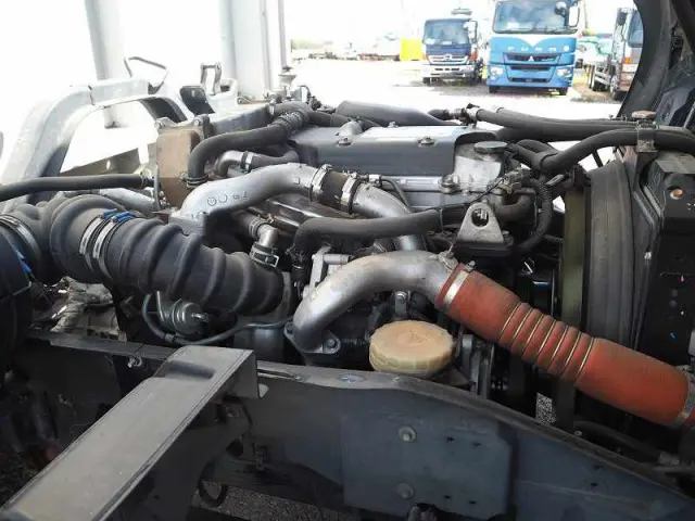 いすゞ フォワード TKG-FRR90T2(2WD)の写真22