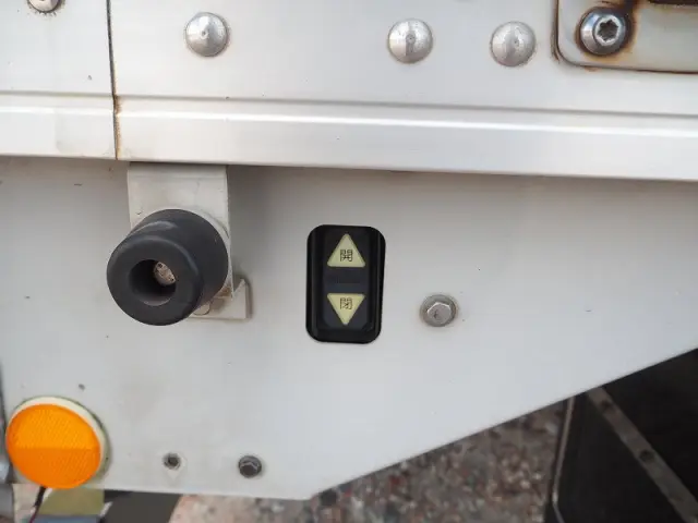 いすゞ フォワード TKG-FRR90T2(2WD)の写真29