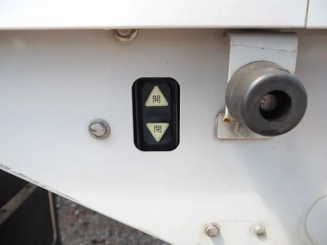 いすゞ フォワード TKG-FRR90T2(2WD)の写真30