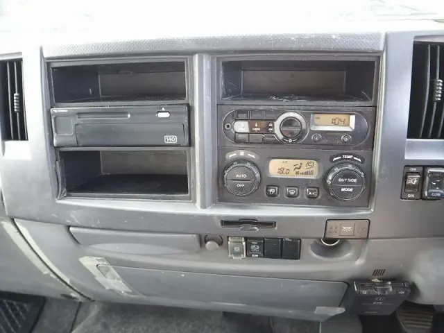 いすゞ フォワード TKG-FRR90T2(2WD)の写真47