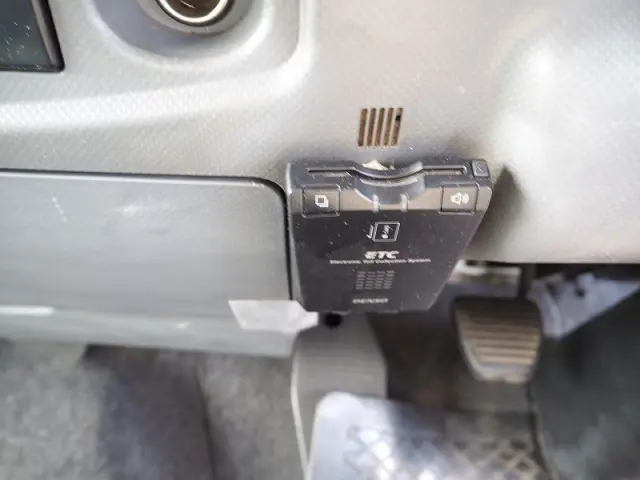 いすゞ フォワード TKG-FRR90T2(2WD)の写真48