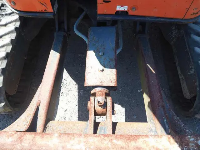 日立 油圧ショベル ZX40UR-3の写真19