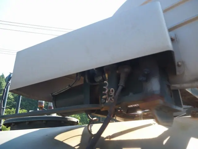 いすゞ エルフ TKG-NPR85YN(2WD)の写真17