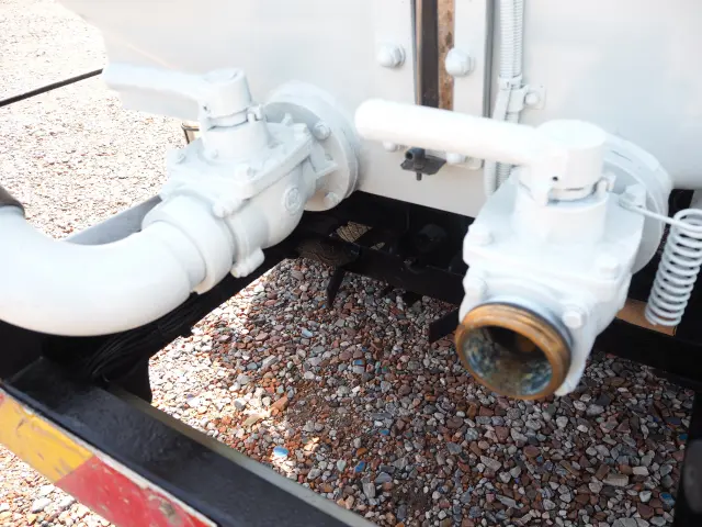 いすゞ エルフ TKG-NPR85YN(2WD)の写真24