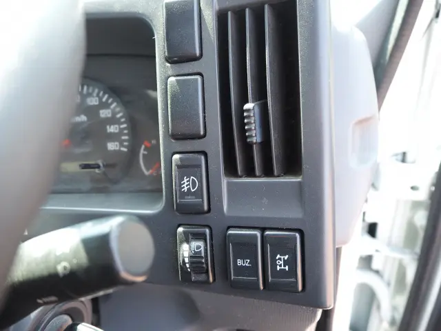 いすゞ エルフ TKG-NPR85YN(2WD)の写真49