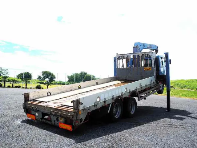 UD コンドル PK-PW37A(6x4)の写真5