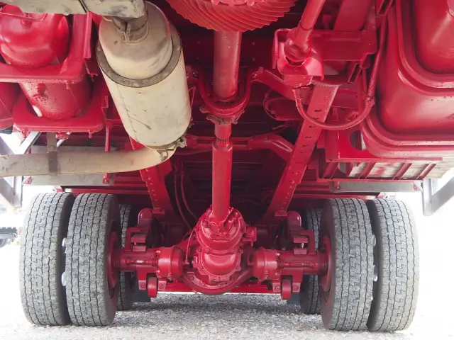 UD コンドル PK-PW37A(6x4)の写真10