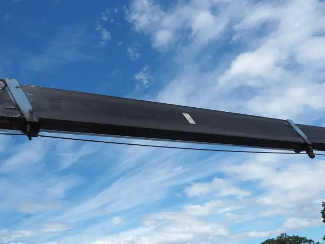 UD コンドル PK-PW37A(6x4)の写真19