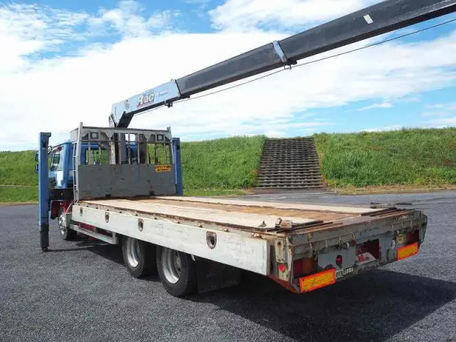 UD コンドル PK-PW37A(6x4)の写真22