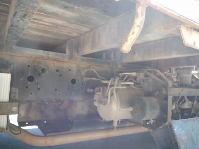 いすゞ フォワード KK-FRR35J4S(2WD)の写真17