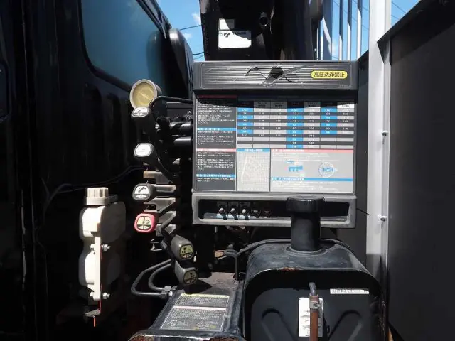 三菱 ファイター QKG-FK62FZ(2WD)の写真16