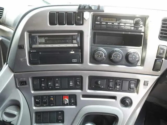 UD クオン LDG-CG5ZL(8x4)の写真46