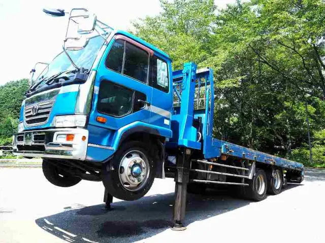 ＵＤ コンドル BDG-PW37C改(6x4)の写真1