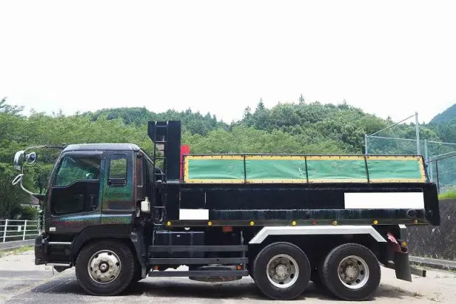 いすゞ ギガ PKG-CXZ77K8(6x4)の写真10