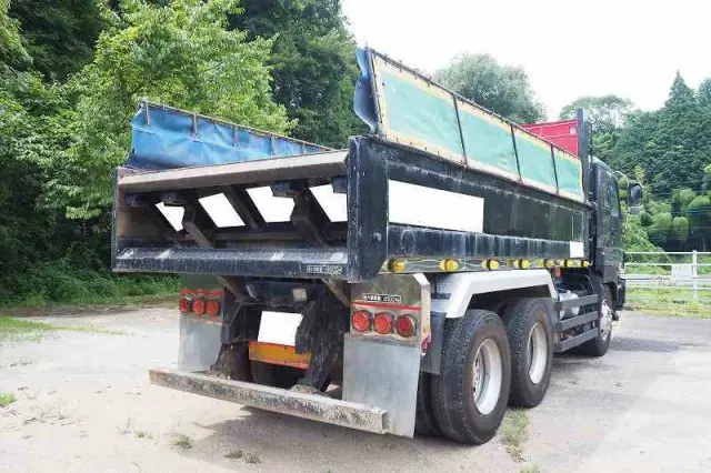 いすゞ ギガ PKG-CXZ77K8(6x4)の写真13